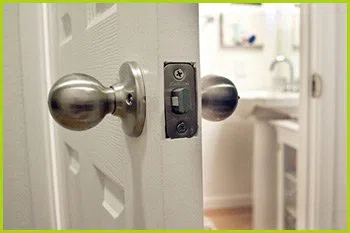 Expert Locksmith Services Springfield, VA 703-596-0294 Expert Locksmith Services Springfield, VA 703-596-0294 - 14-unlock-door
