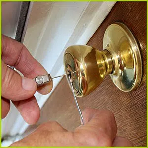 Expert Locksmith Services Springfield, VA 703-596-0294 Expert Locksmith Services Springfield, VA 703-596-0294 - 5-lock-opening